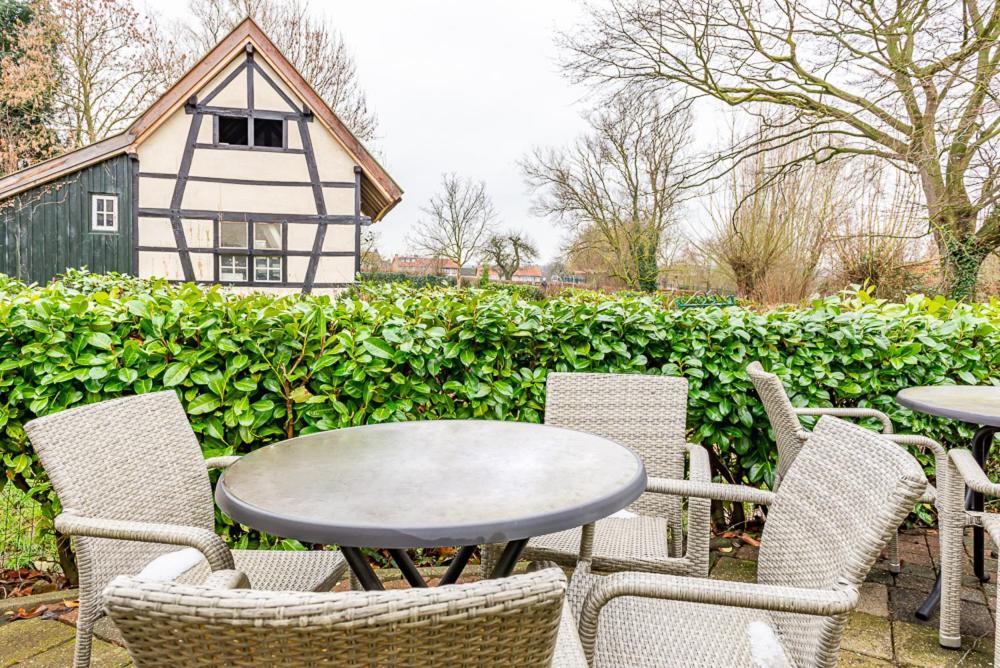 Bnb Het Geluk Van Limburg Mechelen Bagian luar foto